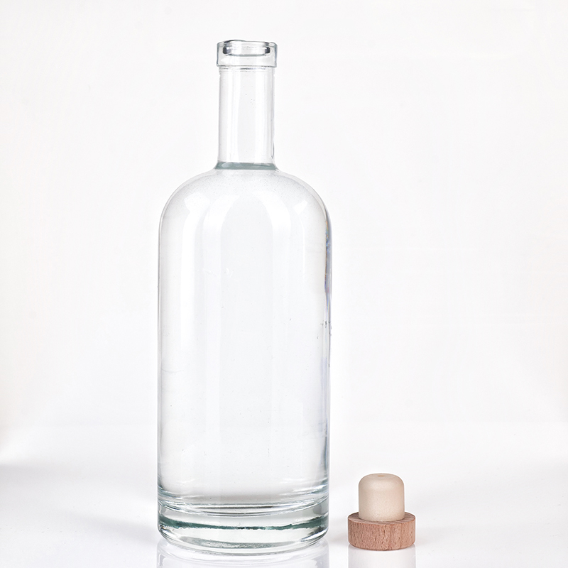 750ML680g ODM Wholesale 750ml Transparent Glass Bottle For Vodka