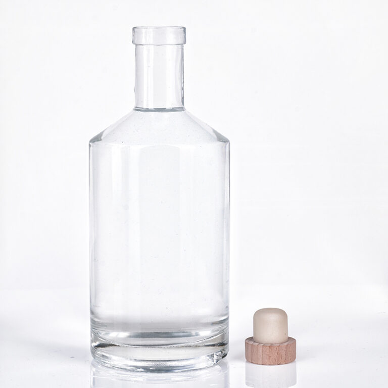 750ML680g Alcohol Glass Bottle For Vodka Gin