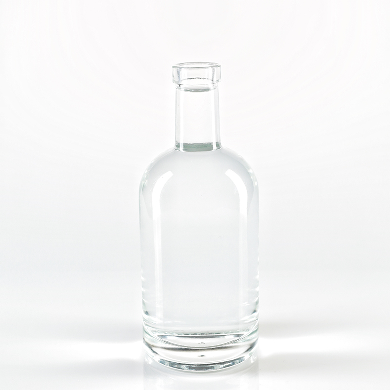 750ML680g Round Classic Style Glass Bottle For Vodka