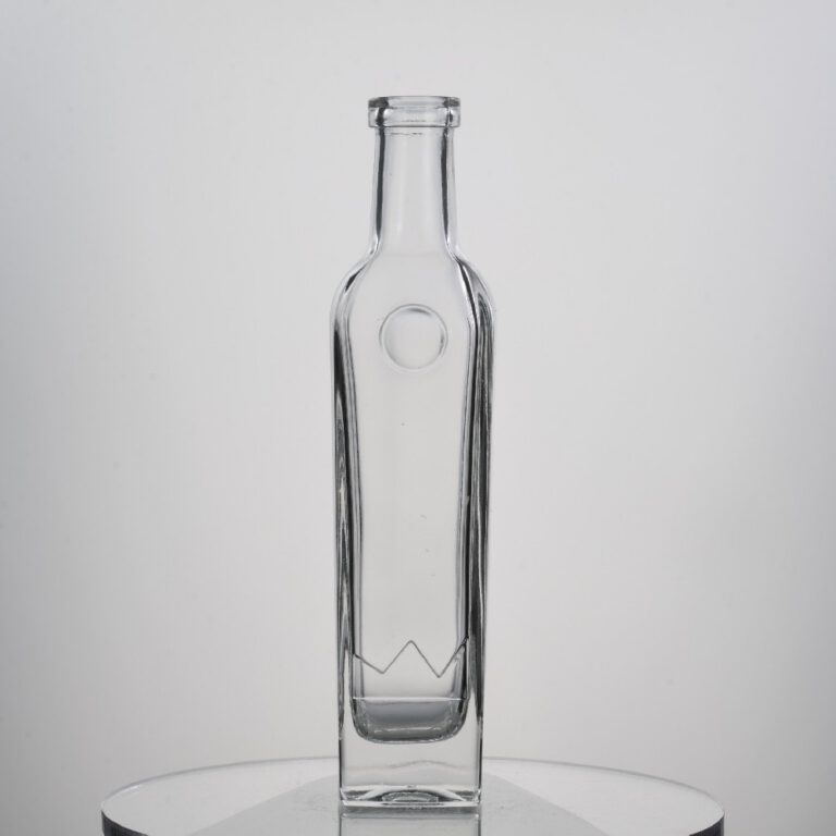250ML420g Square Glass Bottle Is Grand And Luxurious