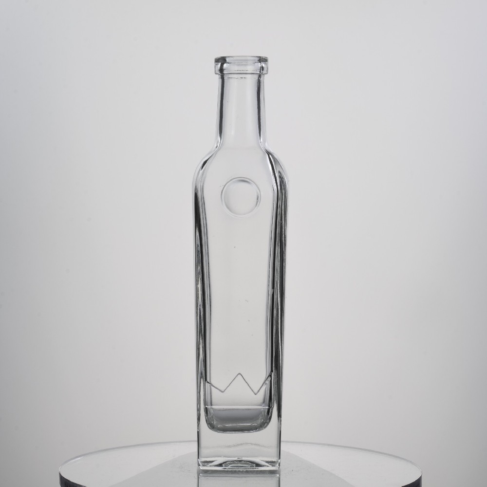 250ML420g Square Glass Bottle Is Grand And Luxurious