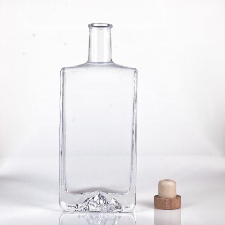 500ML770g Square Glass Bottle Classic Shape For Gin Vodka Etc