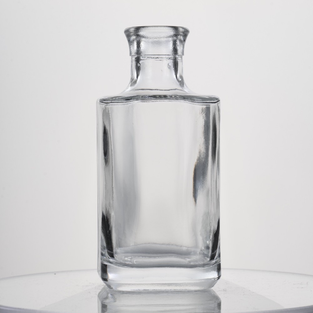 250ML300g Square Glass Bottle Is Grand And Luxurious