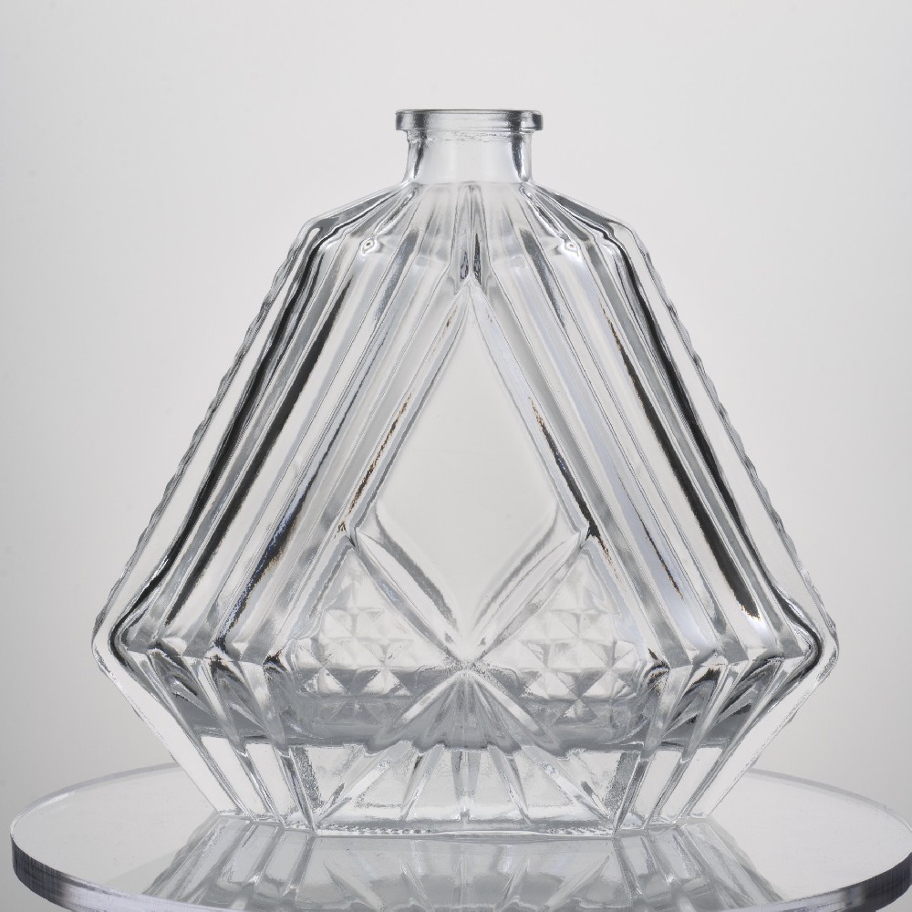 500ML 850g Special Shape Glass Bottle Is Grand And Luxurious