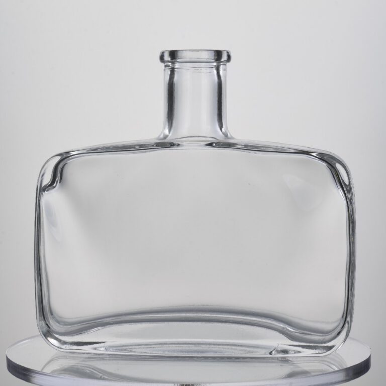 500ML900g Square Glass Bottle Is Grand And Luxurious