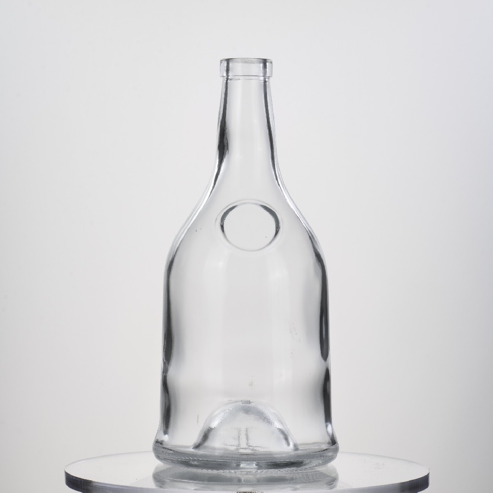 750ML620g Round Glass Bottle Is Grand And Luxurious