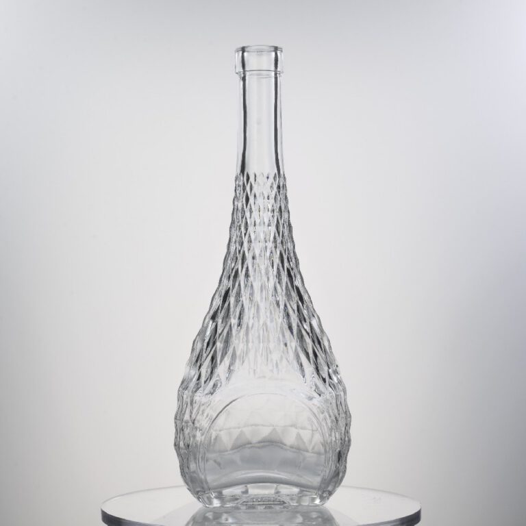 700ML 680g Clear Engraving Glass Bottle For Tequila Gin