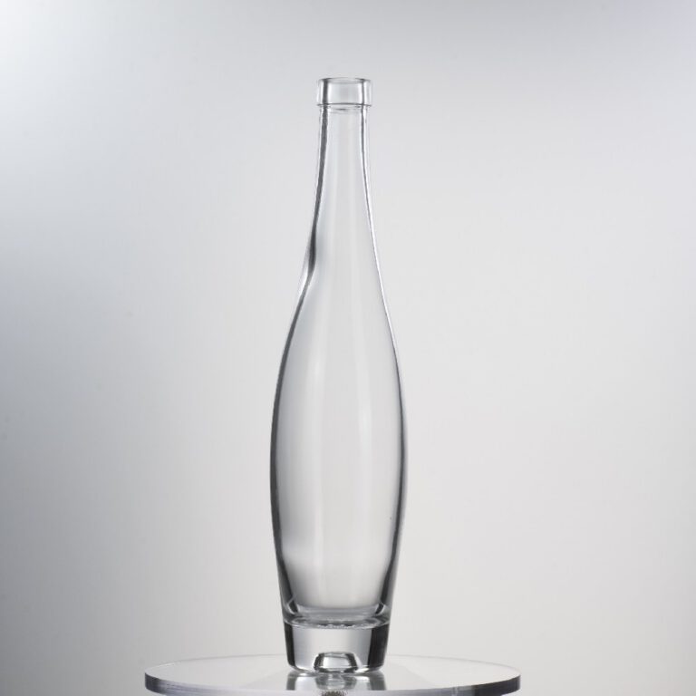 500ML 620g Customizable Elegant Glass Bottle For Spirits