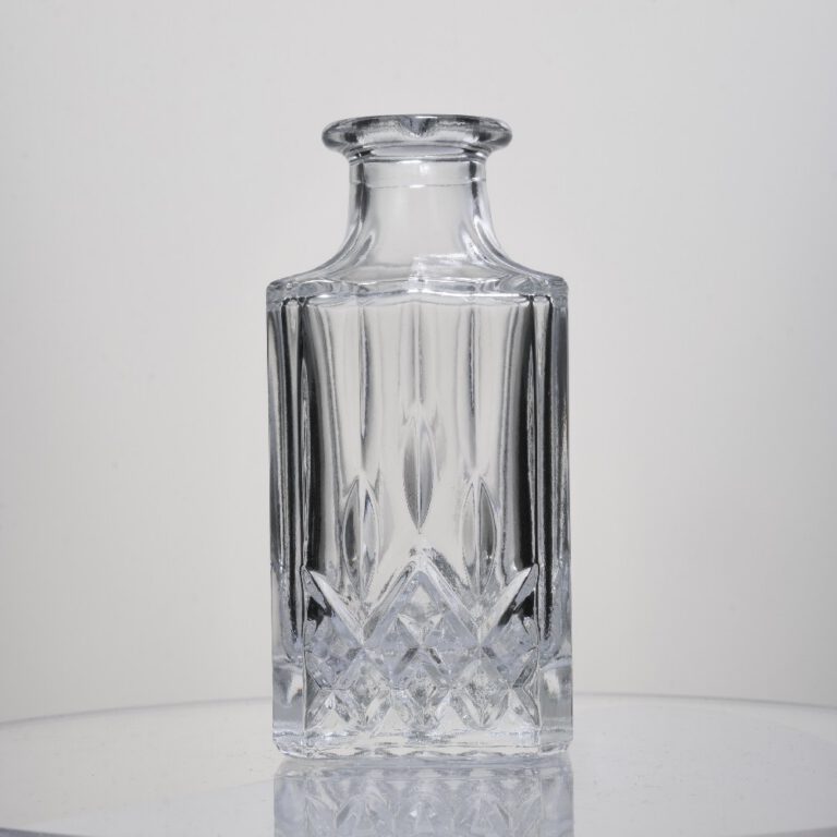 Decoration Custom Square Shaped Perfume Glass Bottle