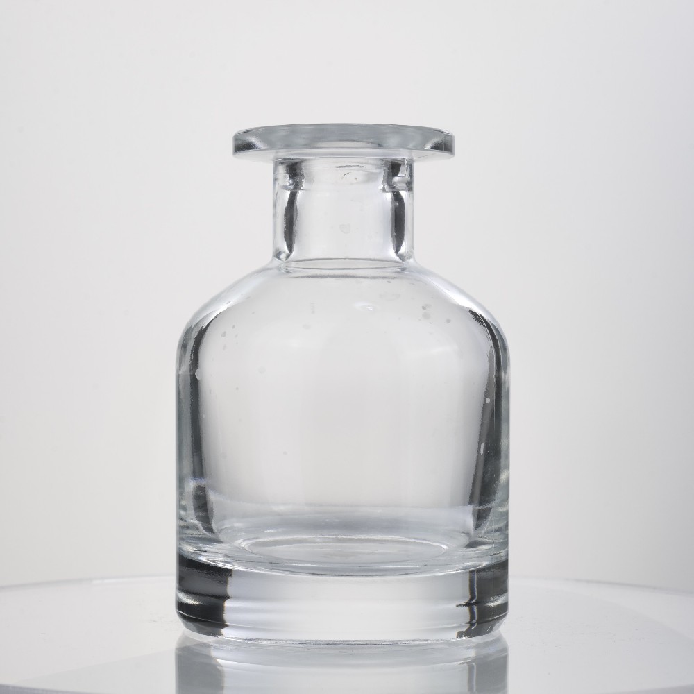 125ml 250g Round Embossed Logo Perfume Bottle